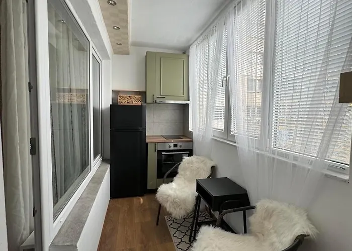 Apartamento Cozy Corner In Nadezhda